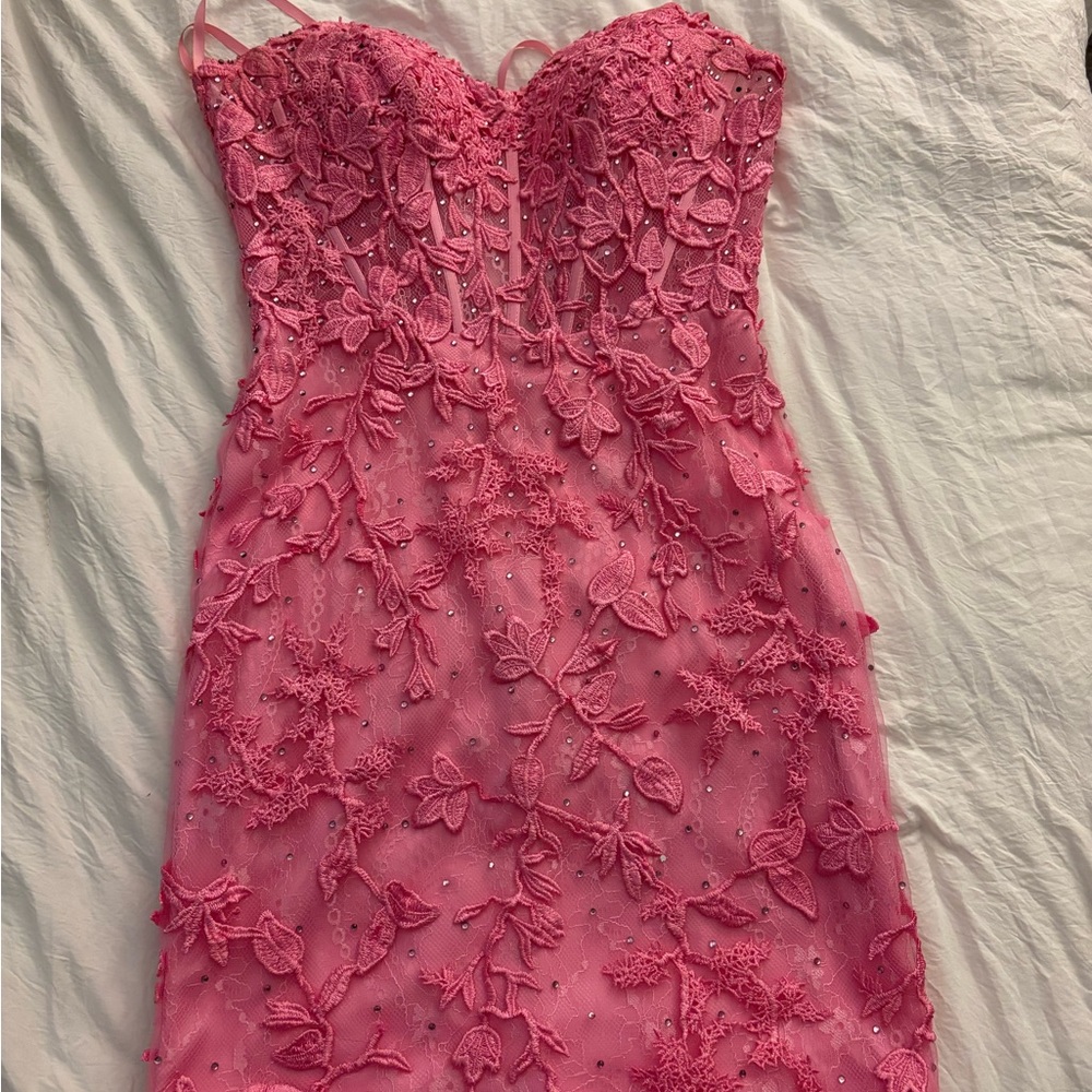 Elegant Pink Lace Prom Dress